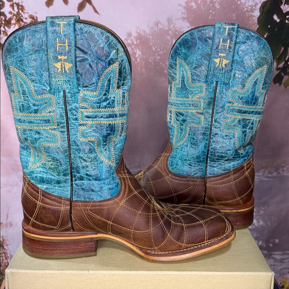 “Dreamcatcher” Tin Haul Western Boots - Picture 5 of 8